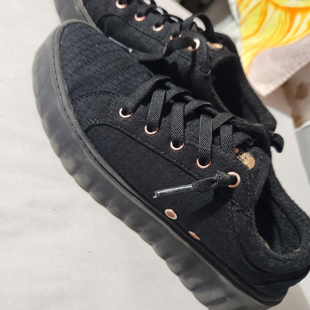 womens roxy shoe